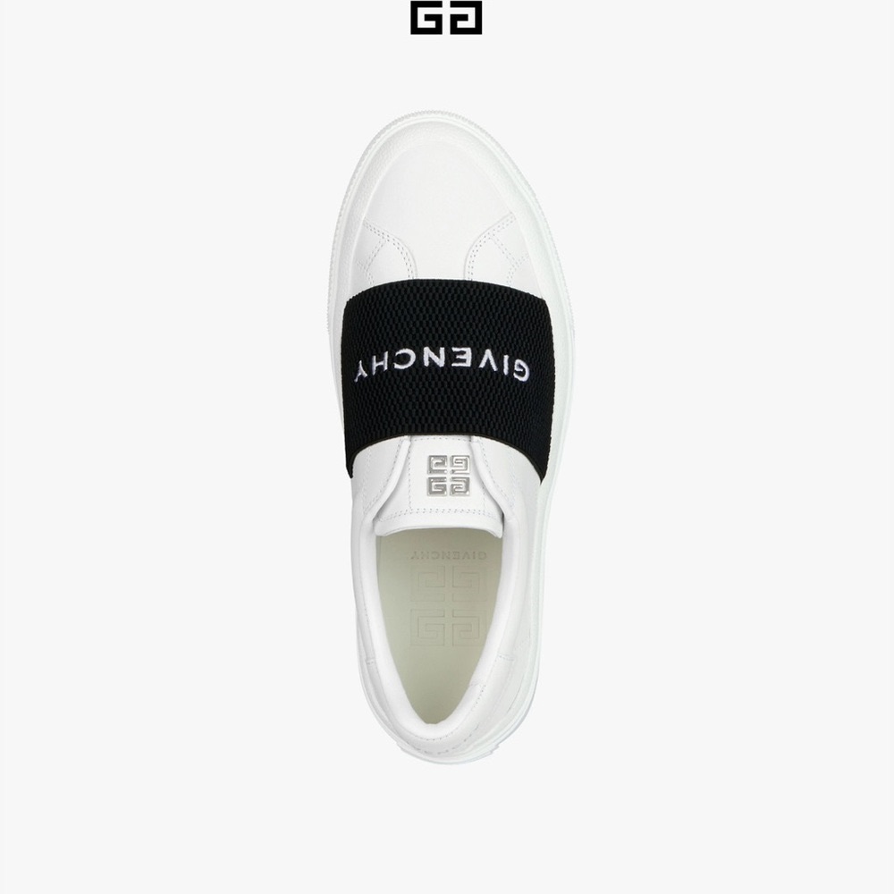 Authentic Sneakers in leather with GIVENCHY webbing